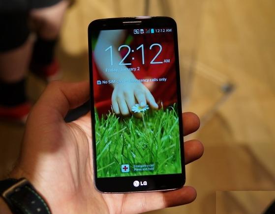 LG-G2-First-Look-Review